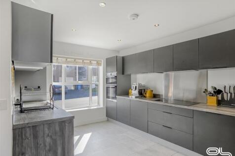 Tutbury Drive (13).JPG