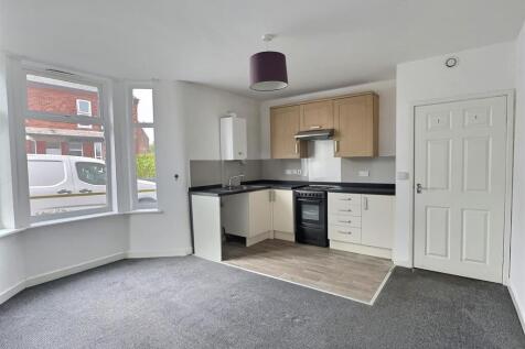 Open Plan Kitchen Lounge