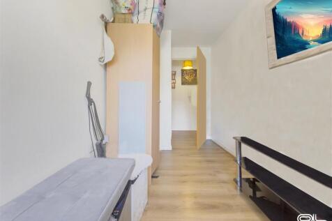 Grants Yard, Burton on Trent (6).jpg