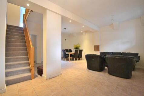 Lounge/ Diner