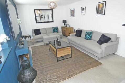 2289lounge5.jpg