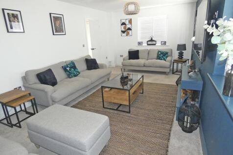 2289lounge4.jpg