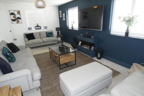 2289lounge3a.jpg