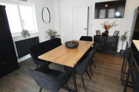 2289diningfamilyareab.jpg