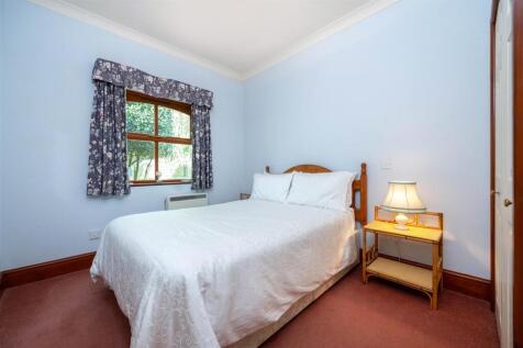 annexe bedroom.jpg