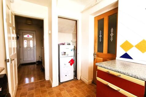 kitchen 3.jpg