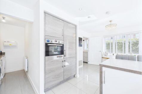 Harrier Way, Estate Agent, Burton on Trent (11).jp