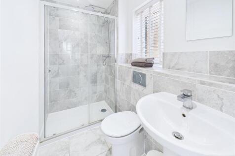 Harrier Way, Estate Agent, Burton on Trent (24).jp