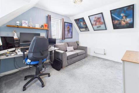 Harrier Way, Estate Agent, Burton on Trent (30).jp