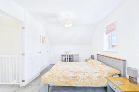 Harrier Way, Estate Agent, Burton on Trent (32).jp