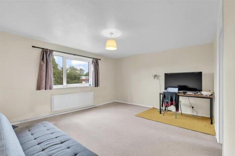 living room 2.jpg