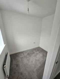 bedroom 3.jpg