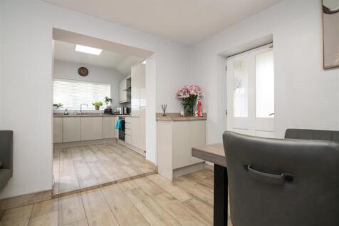 Breakfast Room