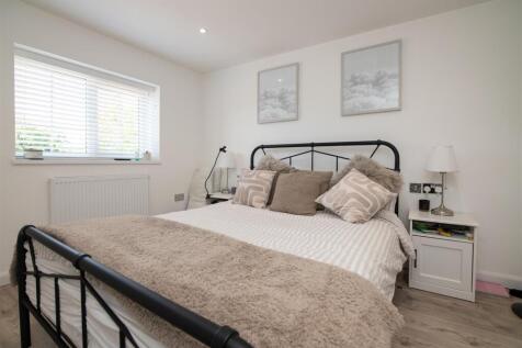 Front Annexe Bedroom