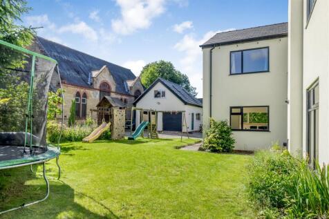 Rear Garden 3.jpg