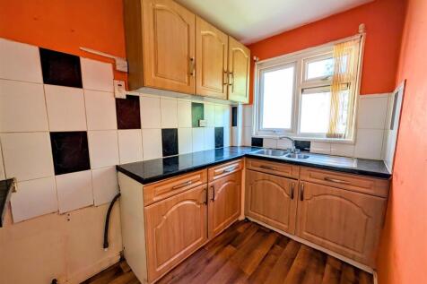 kitchen 1.jpg