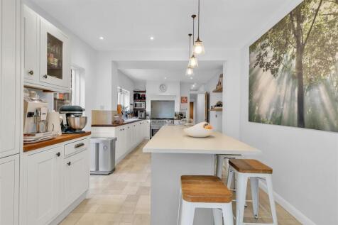 kitchen 1b.jpg