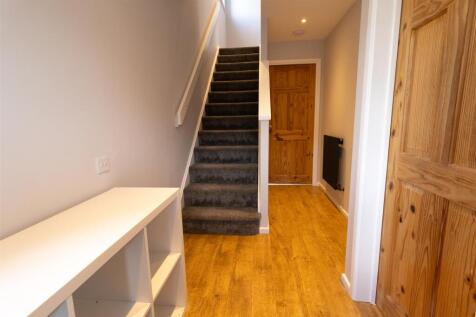 Entrance Hallway.jpg