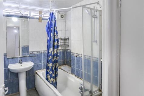 Bathroom .jpg