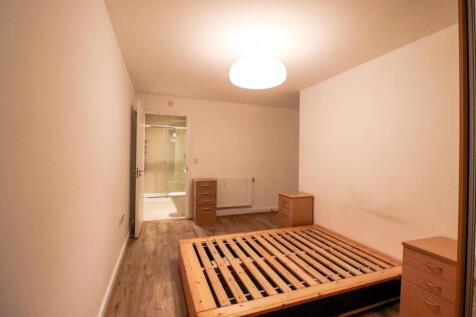 Master-Bed-2b---IMG_0812.jpg
