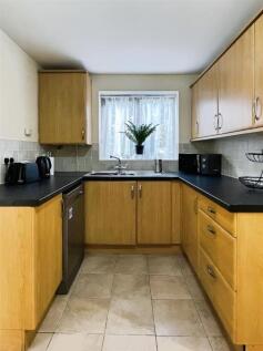 eee868ea-Kitchen.jpg