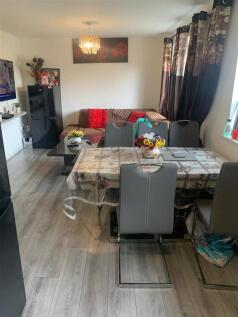 OPEN PLAN LOUNGE/DINER &amp; KITCHEN