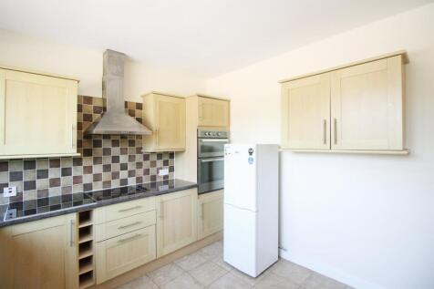 05 - Kitchen 1.jpg