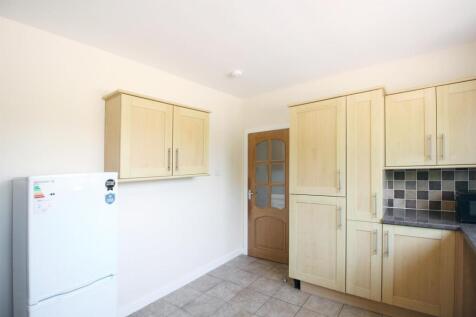 06 - Kitchen 2.jpg