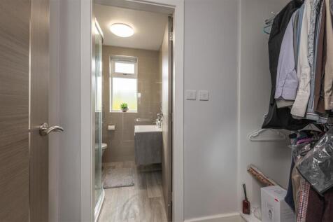 Principle Dresing Area