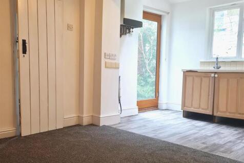 Kitchen to outside yard.