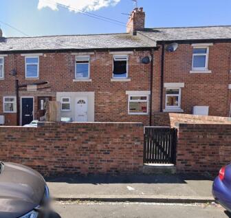 7 Noble St Front.jpg