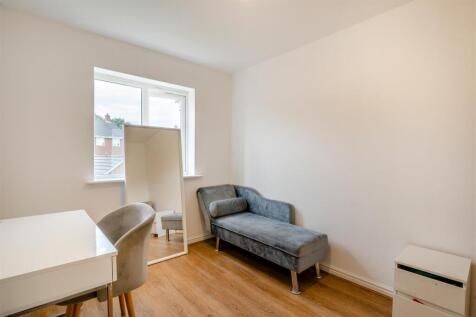 8618231-interior11.jpg