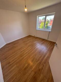 bedroom 2.jpeg
