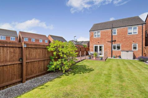 Outside - Back Garden