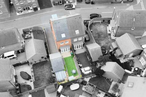 Sunderland Close (4).jpg