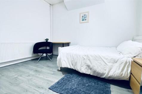 ROOM 1