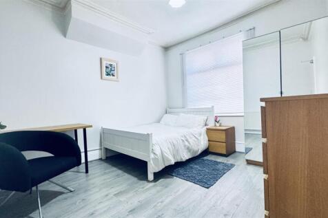 ROOM 1