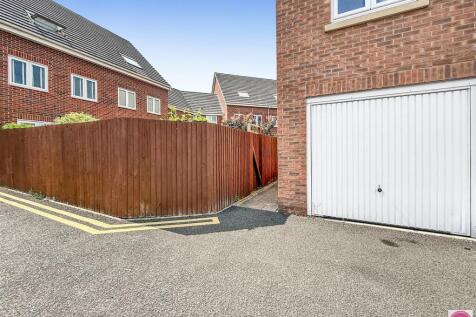 Saw Mill Way, Burton on Trent (14).jpg