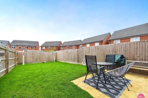 Magpie Close, Branston  (13).jpg