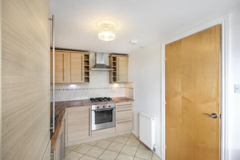 07 - Kitchen 3.jpg