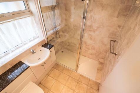 Family-Bathroom-1b_IMG_1024.jpg