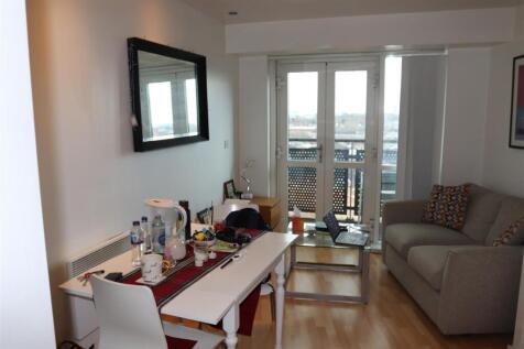 Lounge/Kitchen Room