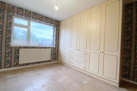 Bedroom1..jpg