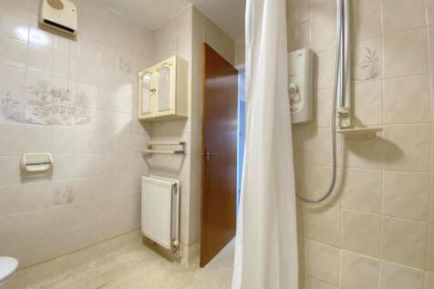 Wet Room.jpg