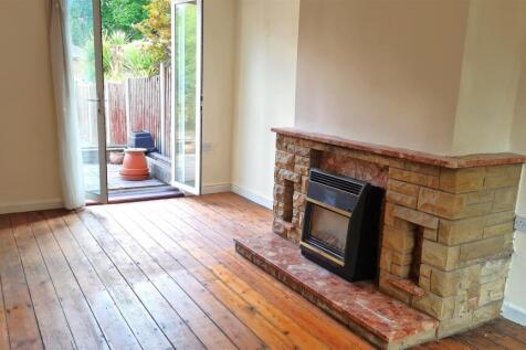 Living Room Picture Two.jpg