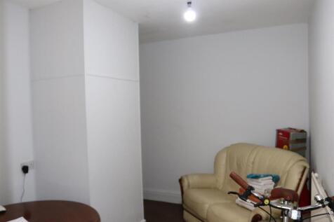 Ground floor lounge room 3