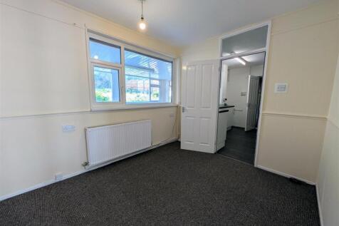 dining room 1.jpg