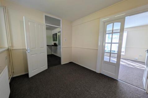 dining room 2.jpg