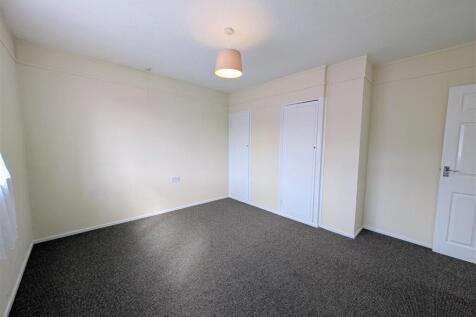 main bedroom 2.jpg