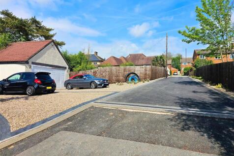 Burton Road, Midway (16).jpg
